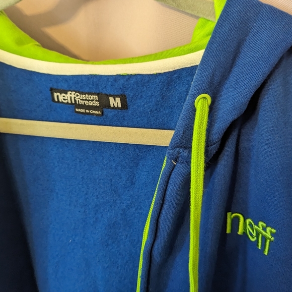 Neff Hoodie / Sweatshirt Full Zip up. Medium - Picture 4 of 4
